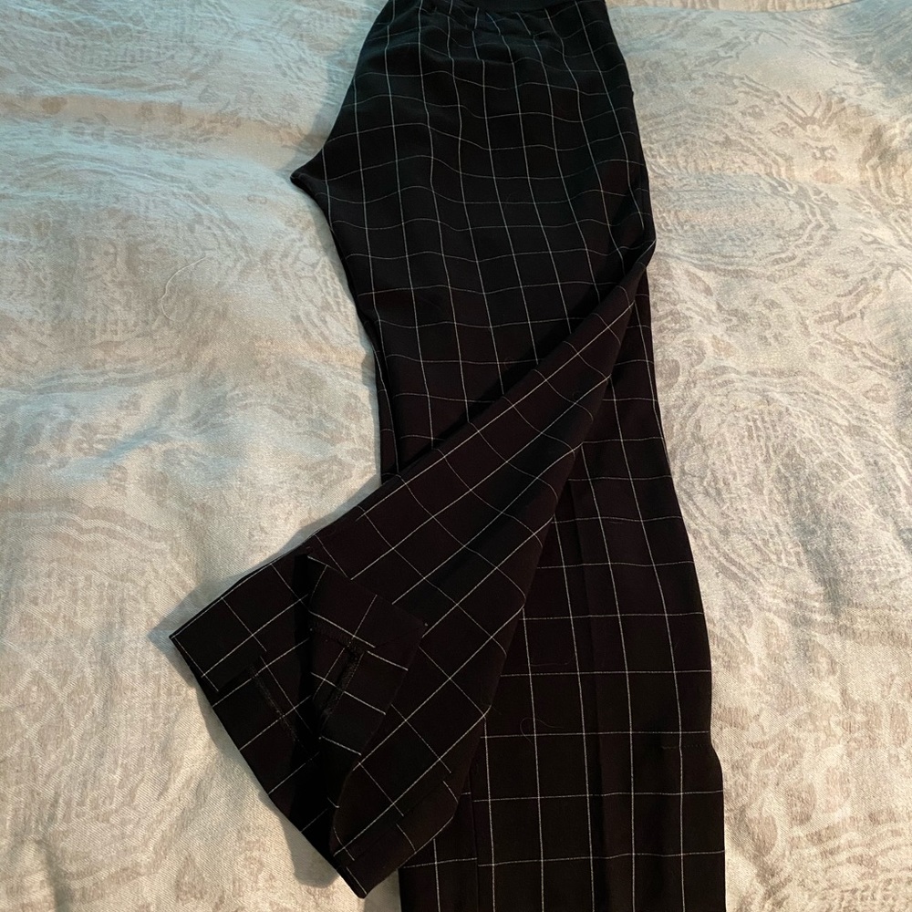 Pants - Picture 3 of 4